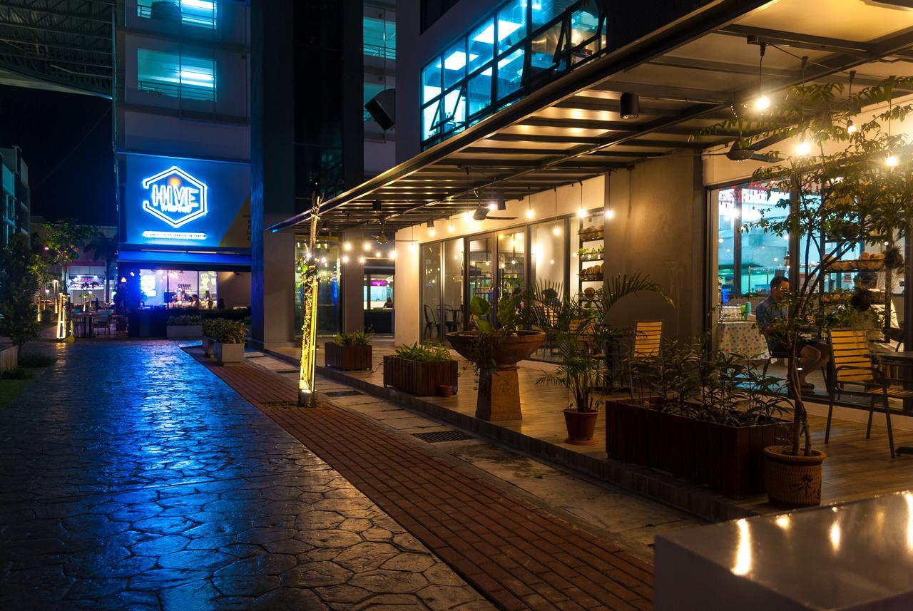 Lazy Traveler'S Suite By D Imperio Homestay จอร์จทาวน์ ภายนอก รูปภาพ