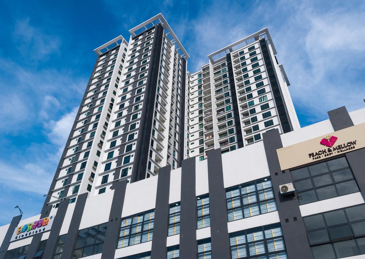 Lazy Traveler'S Suite By D Imperio Homestay จอร์จทาวน์ ภายนอก รูปภาพ